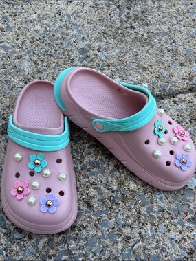 Crocs-style slip ons